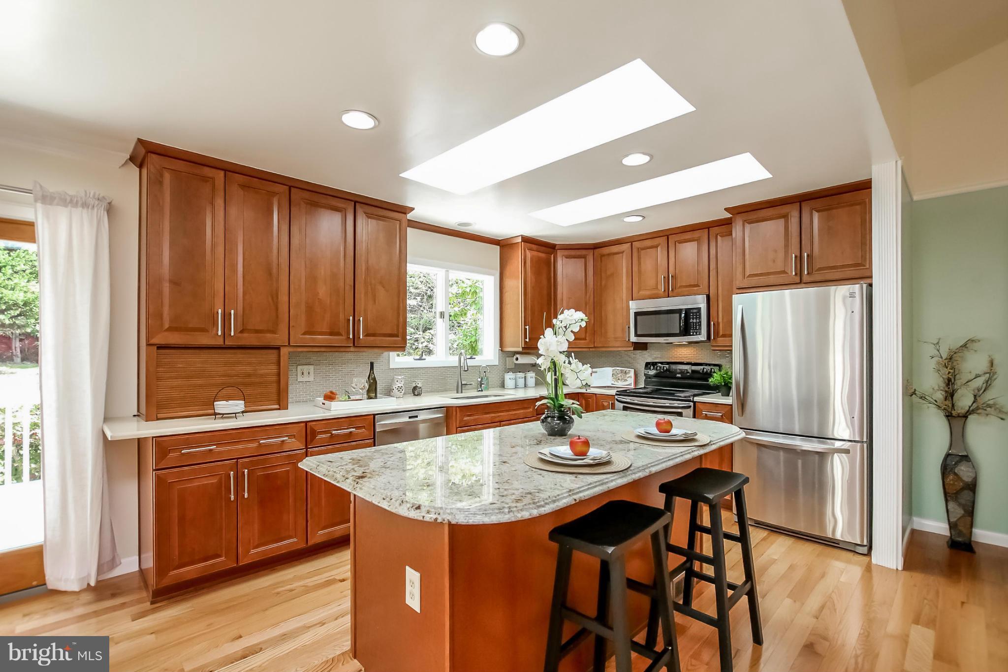 6922 Parchment Rise Columbia, MD 21044 - Photo 11 of 30 Kitchen