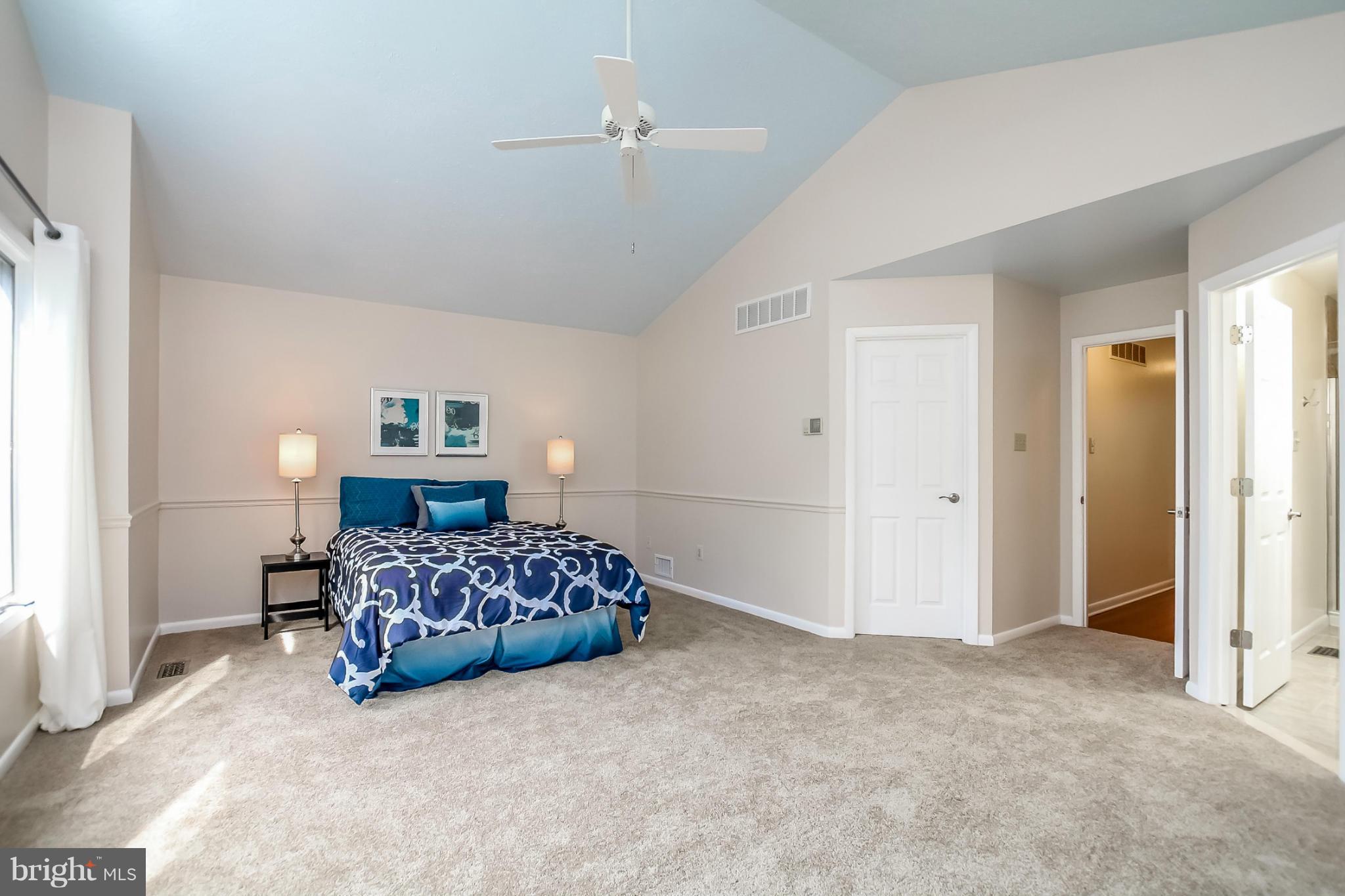 6922 Parchment Rise Columbia, MD 21044 - Photo 19 of 30 Bedroom (Master)