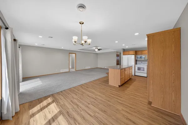 $350,000 | 406 Tee Box Lane Northeast, Stewartville, MN 55976