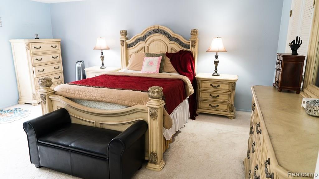 43528 Oakbrook Road Canton, MI 48187 - Photo 31 of 56 spacious master bedroom with large walk in closet and full bath