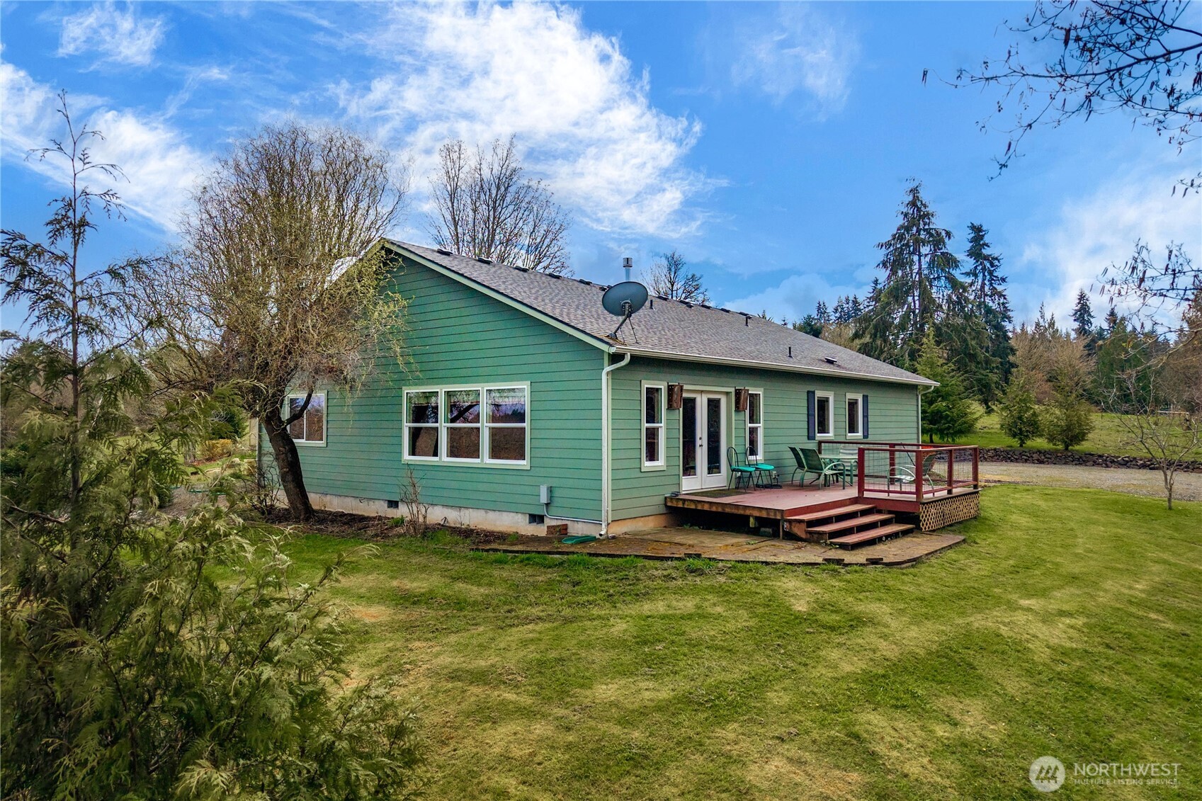 10404 210th Lane Southwest Rochester, WA 98579 - Photo 14 of 40
