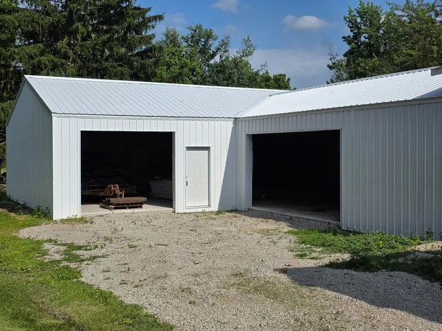 $199,000 | 406 South College Avenue, Fox Lake, WI 53933