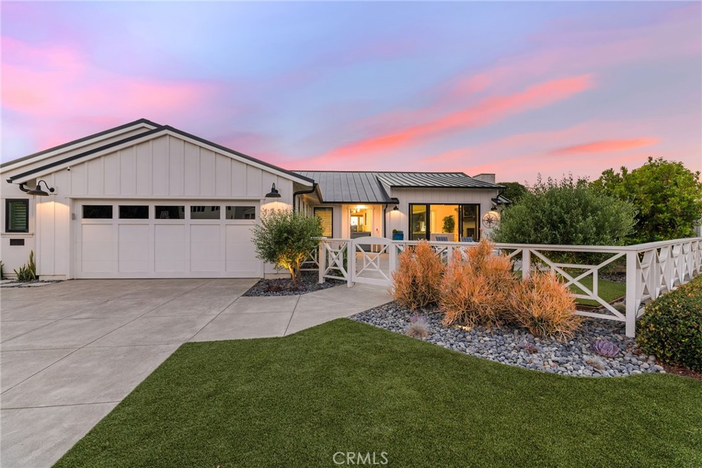 1231 Sand Key Corona del Mar, CA 92625 - Photo 2 of 65 a view of a house with backyard and sitting area