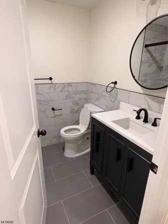 $2,900 | 438 South 11th Street, Unit 2, Newark, NJ 07103