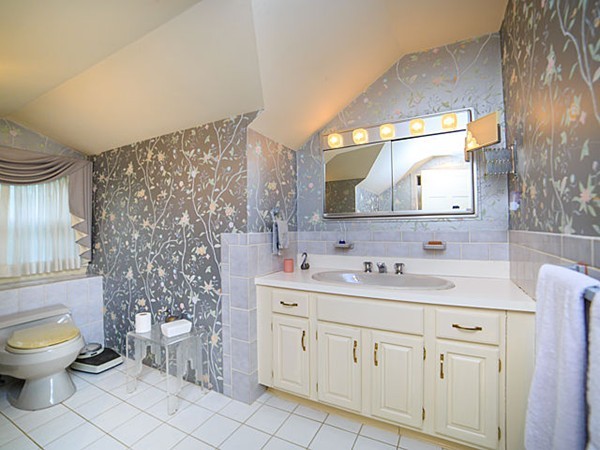 8 Winnetaska Road Newton, MA 02468 - Photo 15 of 23 Gallery Image 15