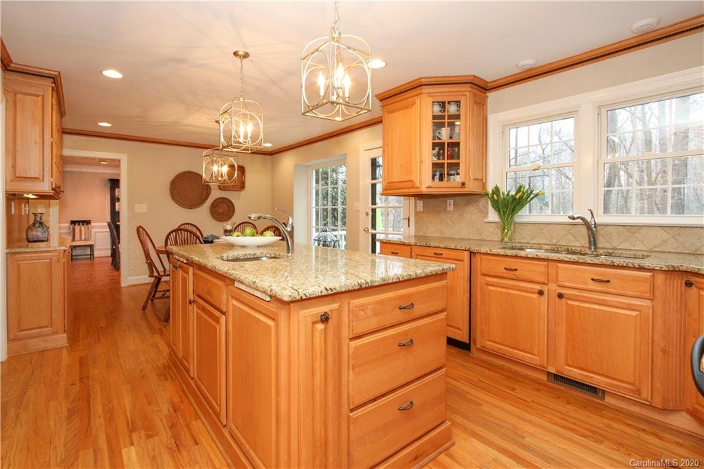 4010 High Ridge Road Charlotte, NC 28270 - Photo 13 of 25