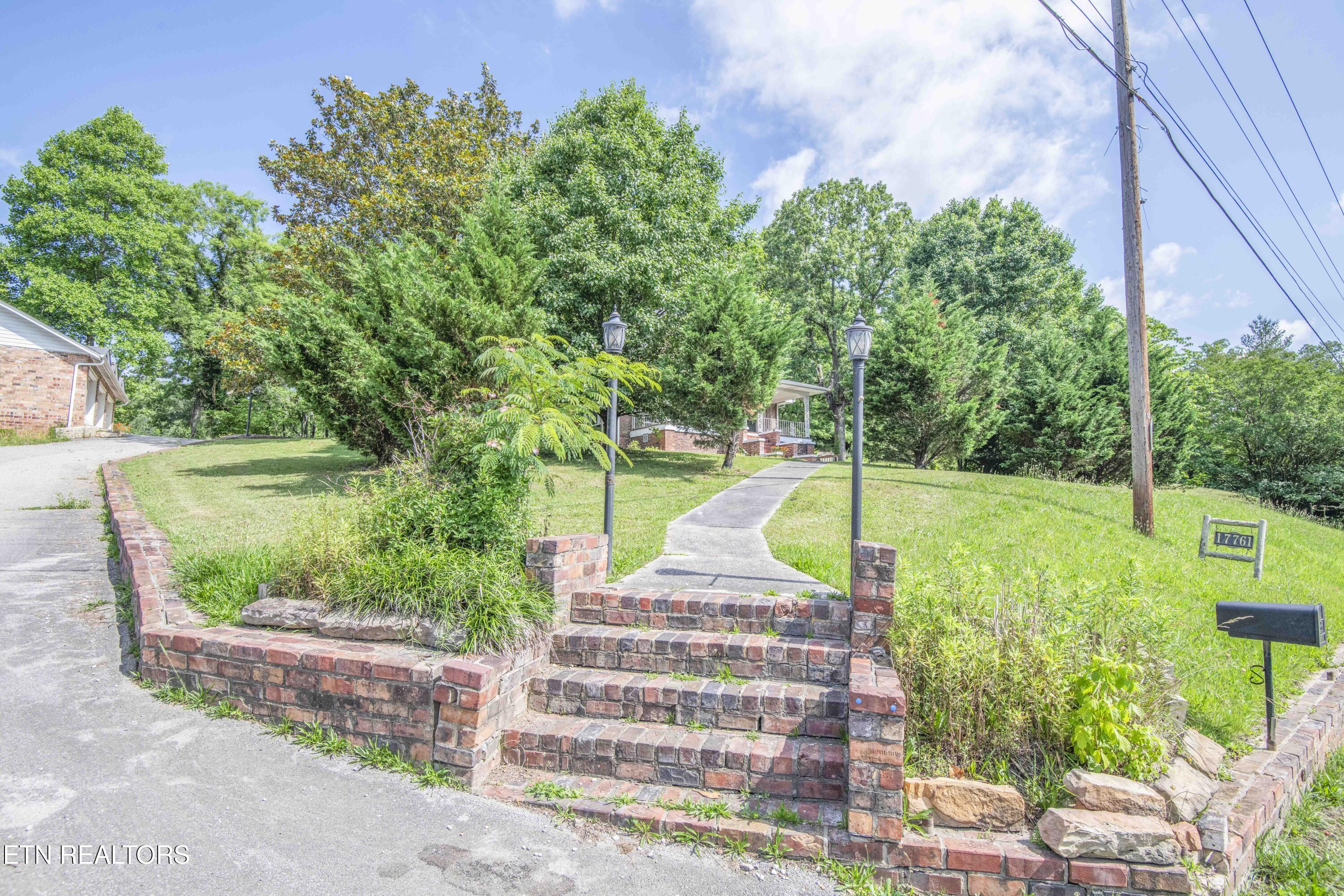 17761 Alberta Street Oneida, TN 37841 - Photo 6 of 56 exterior 2_1
