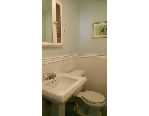 34 Algonquin Road Chelmsford, MA 01824 - Photo 12 of 24 Gallery Image 12