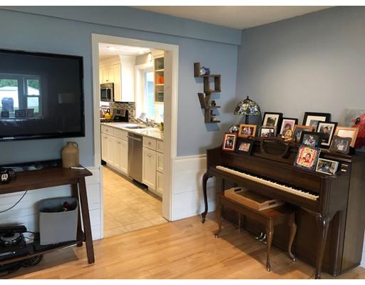 34 Algonquin Road Chelmsford, MA 01824 - Photo 10 of 24 Gallery Image 10