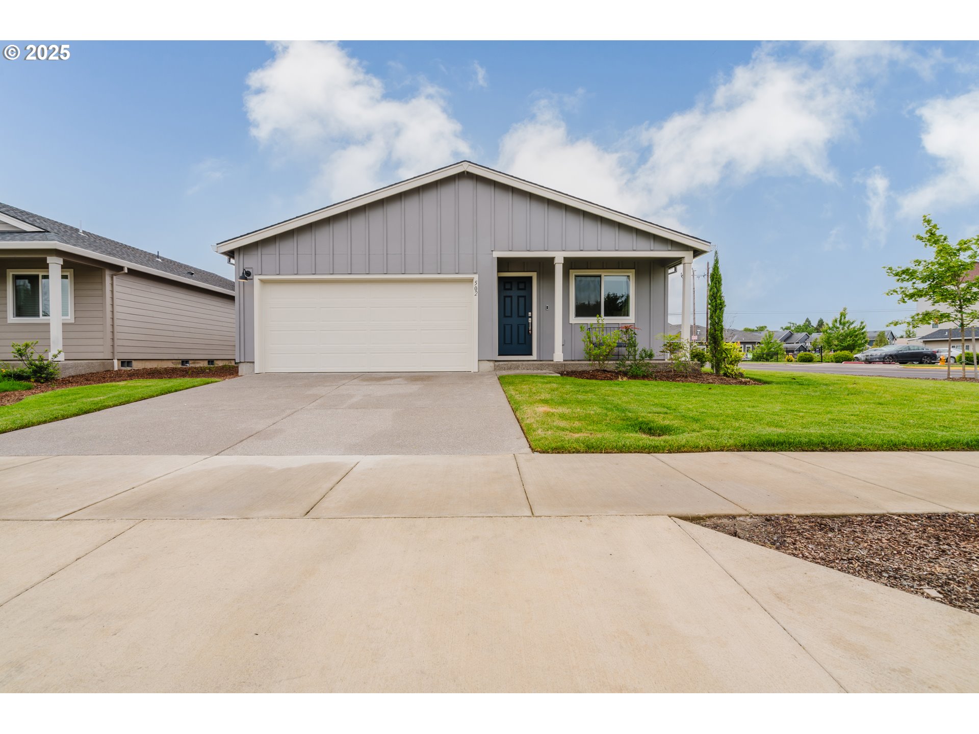 502 Luna Way Lebanon, OR 97355 - Photo 1 of 44