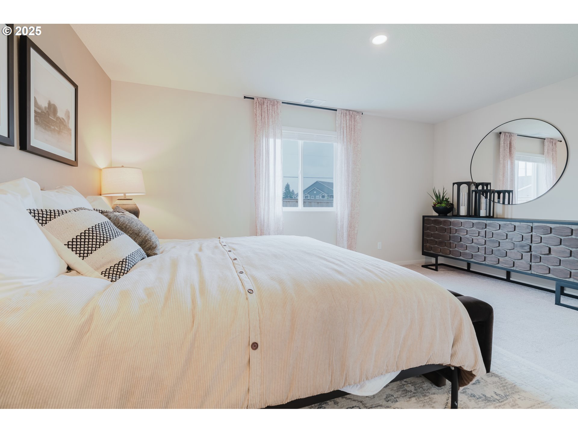 502 Luna Way Lebanon, OR 97355 - Photo 17 of 44