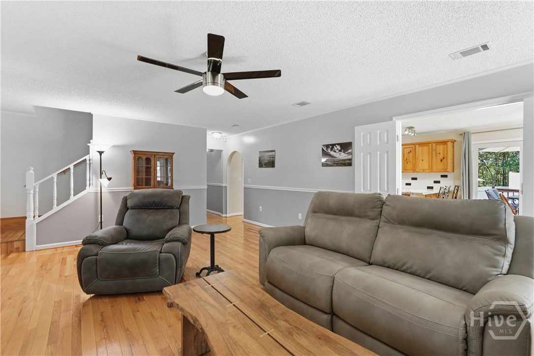 312 I G Lanier Road Pembroke, GA 31321 - Photo 5 of 42 Living Room