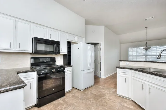 $280,000 | 210 Village Drive, Georgetown, TX 78628