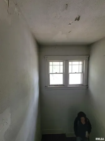 $115,000 | 1220 North University Street, Peoria, IL 61606