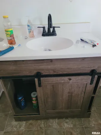 $115,000 | 1220 North University Street, Peoria, IL 61606