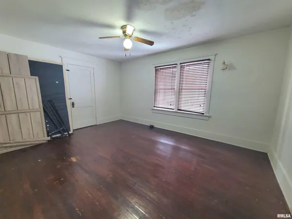$115,000 | 1220 North University Street, Peoria, IL 61606