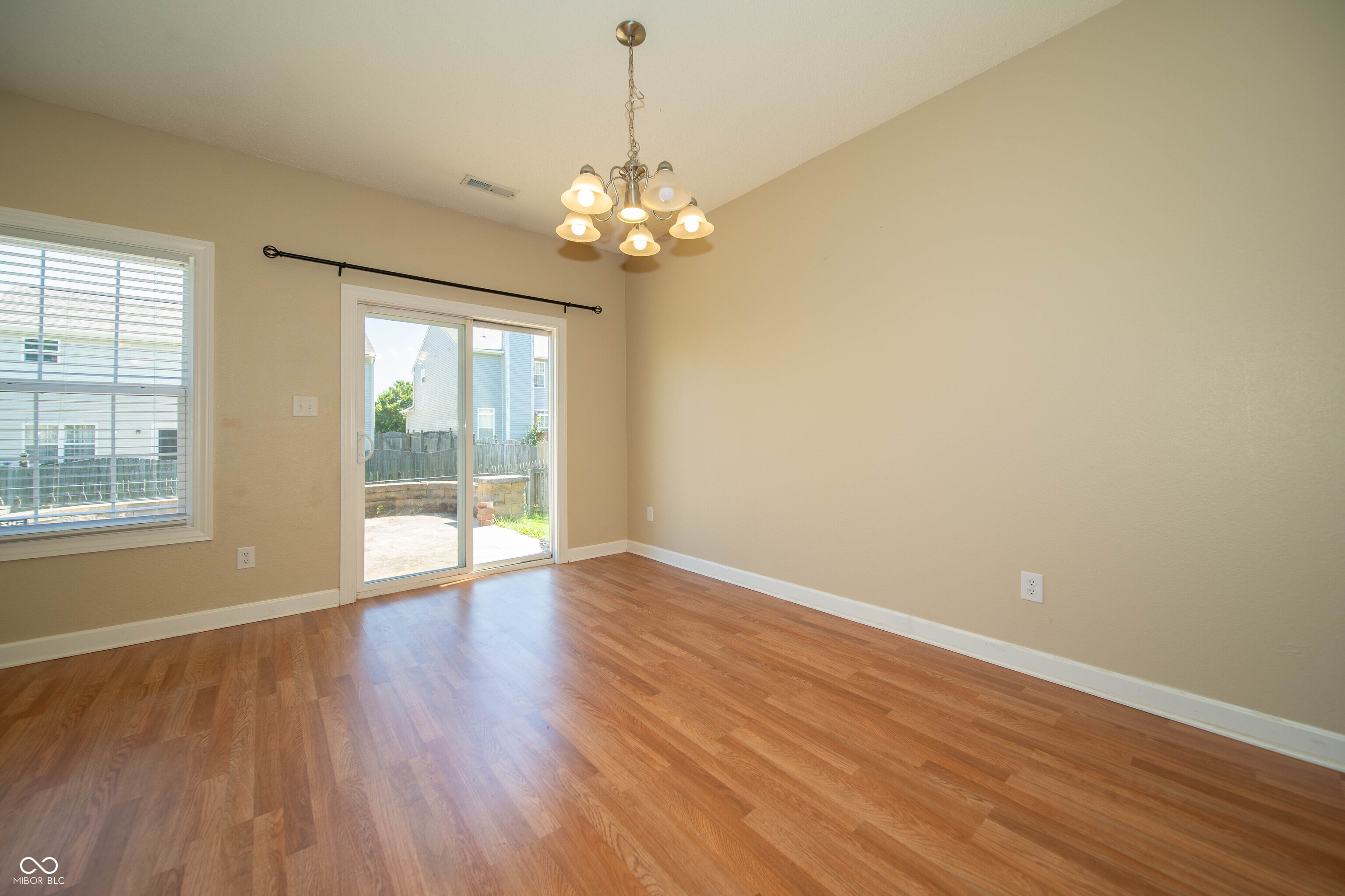 11044 Schoolhouse Road Fishers, IN 46037 - Photo 20 of 32
