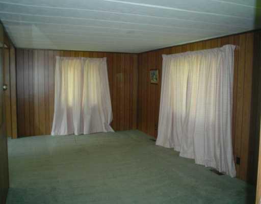 147 Studebaker Road Slippery Rock, PA 16057 - Photo 3 of 8 Living Room.