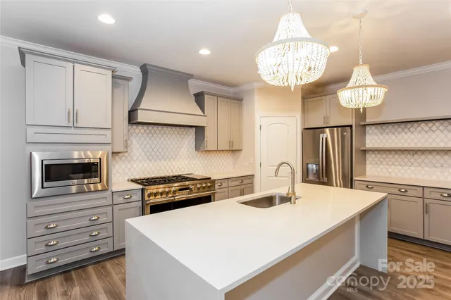 $799,900 | 8726 Raven Top Drive, Mint Hill, NC 28227