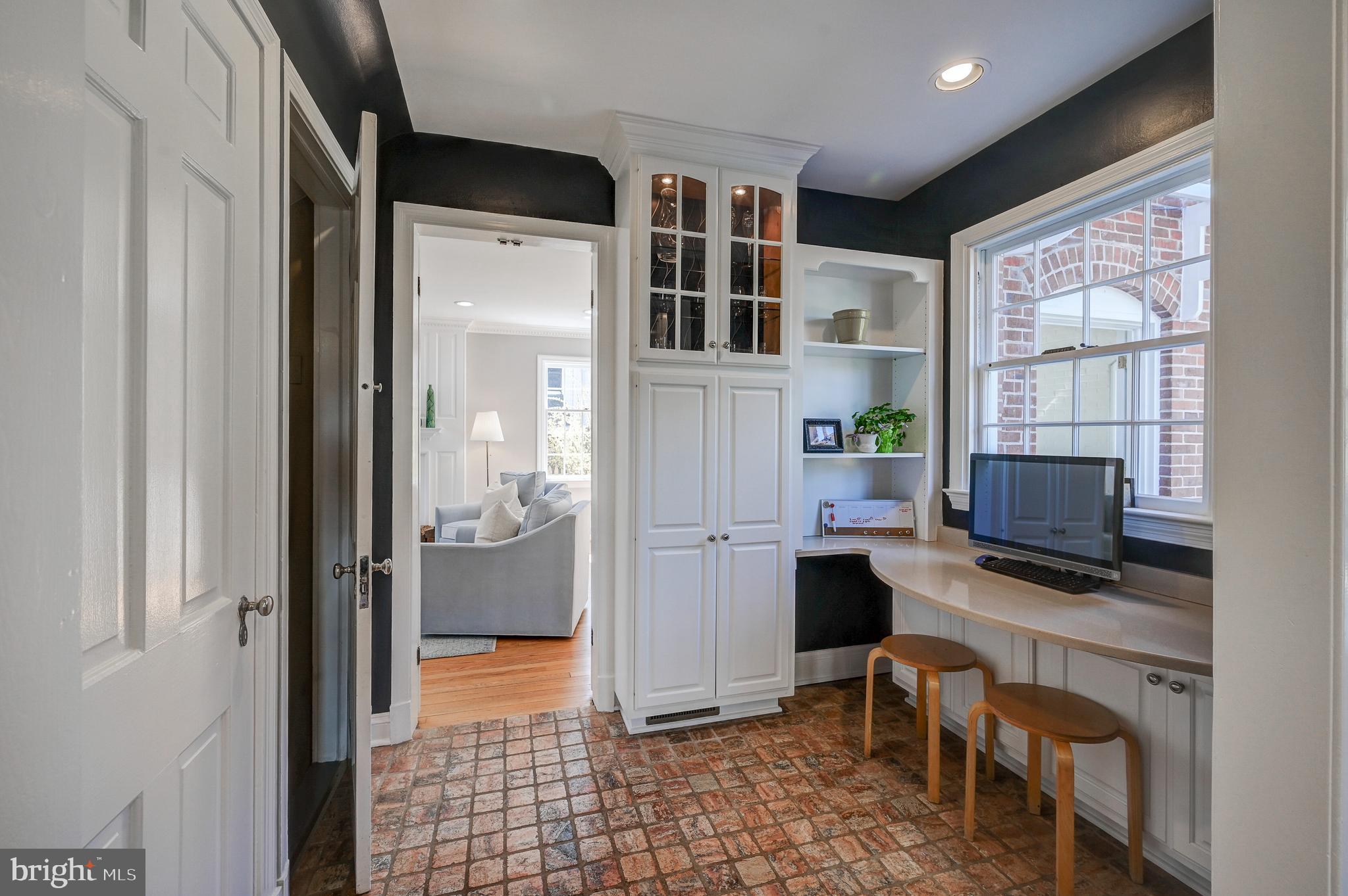5404 Springlake Way Baltimore, MD 21212 - Photo 24 of 57