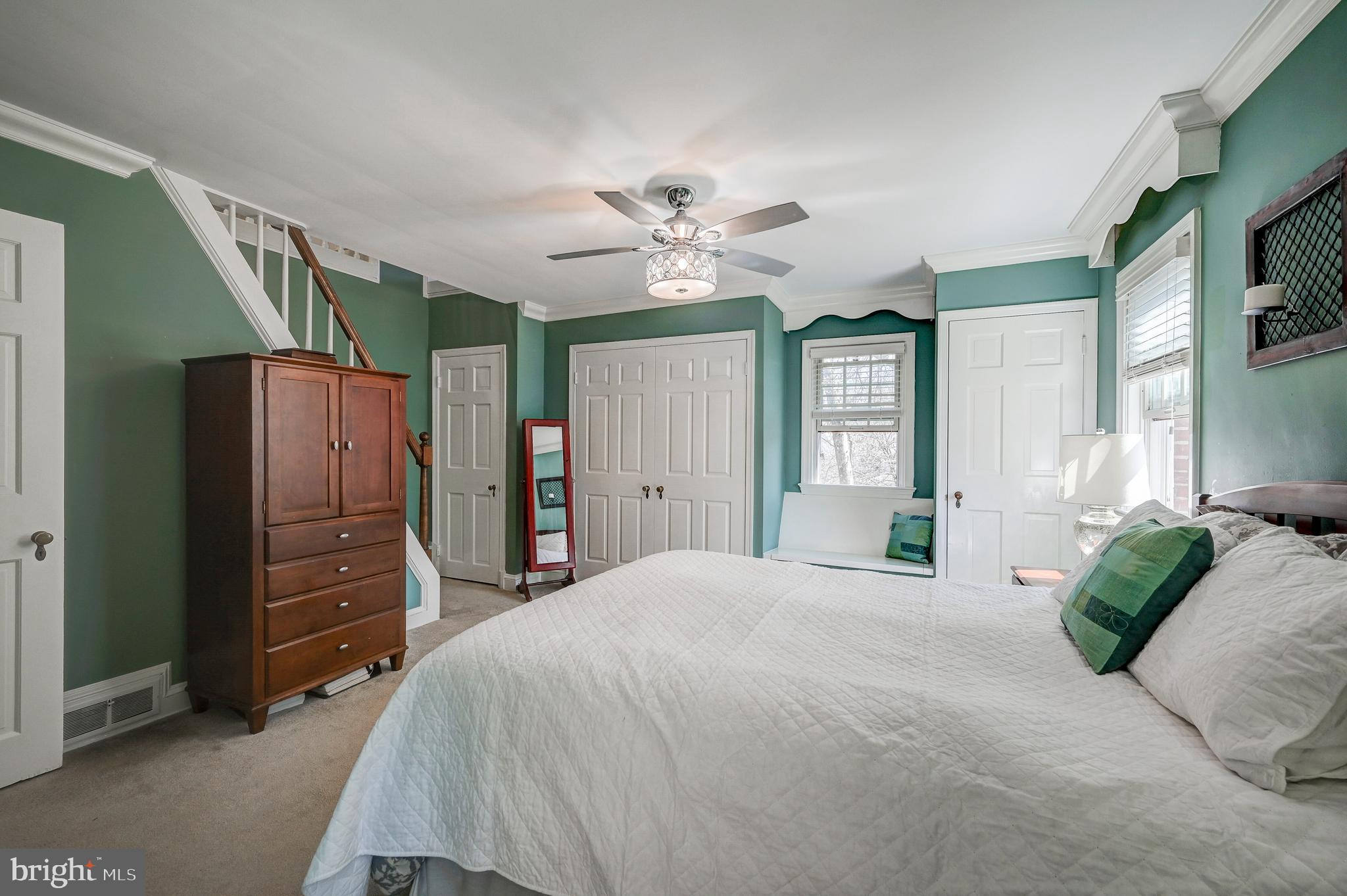 5404 Springlake Way Baltimore, MD 21212 - Photo 32 of 57