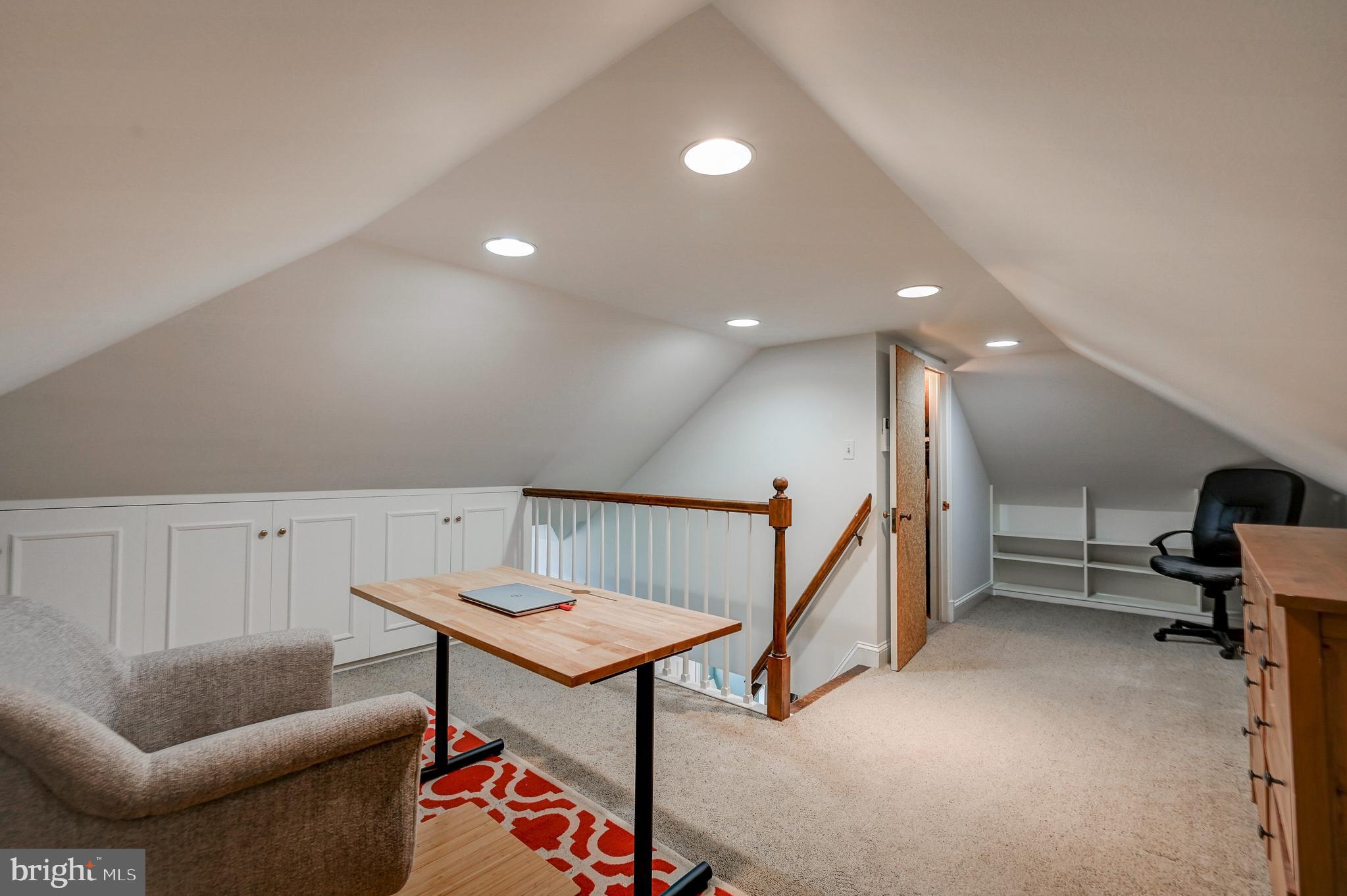 5404 Springlake Way Baltimore, MD 21212 - Photo 35 of 57