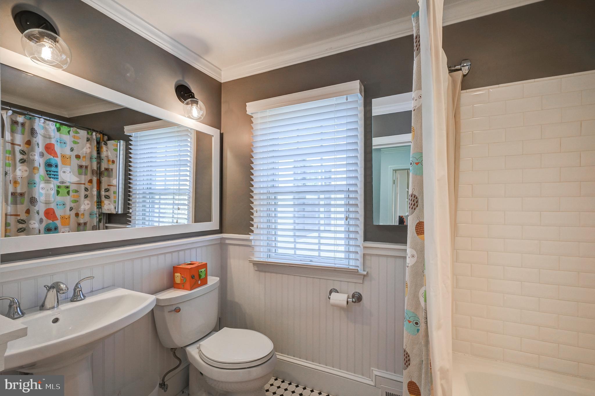 5404 Springlake Way Baltimore, MD 21212 - Photo 39 of 57