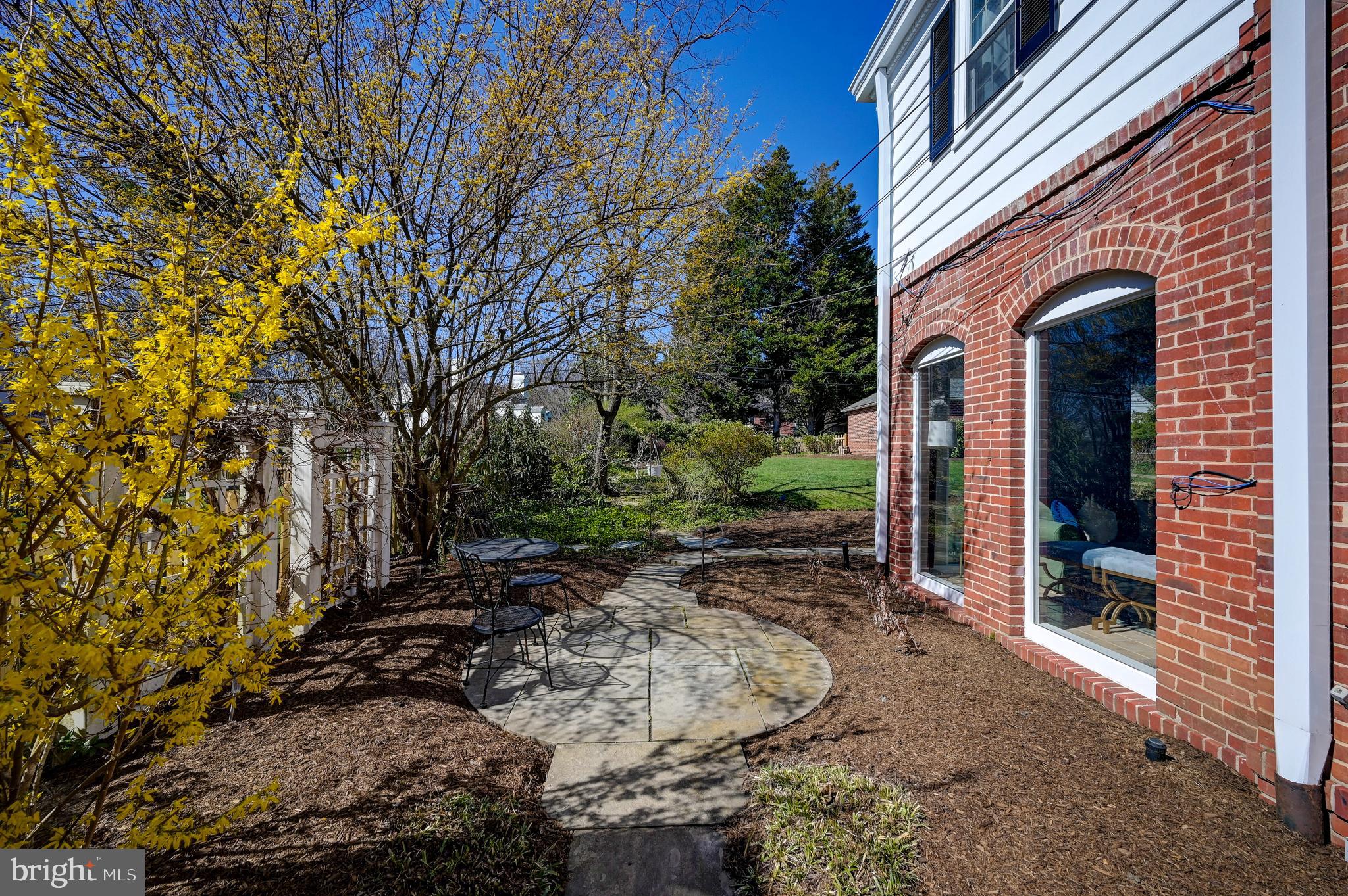 5404 Springlake Way Baltimore, MD 21212 - Photo 45 of 57