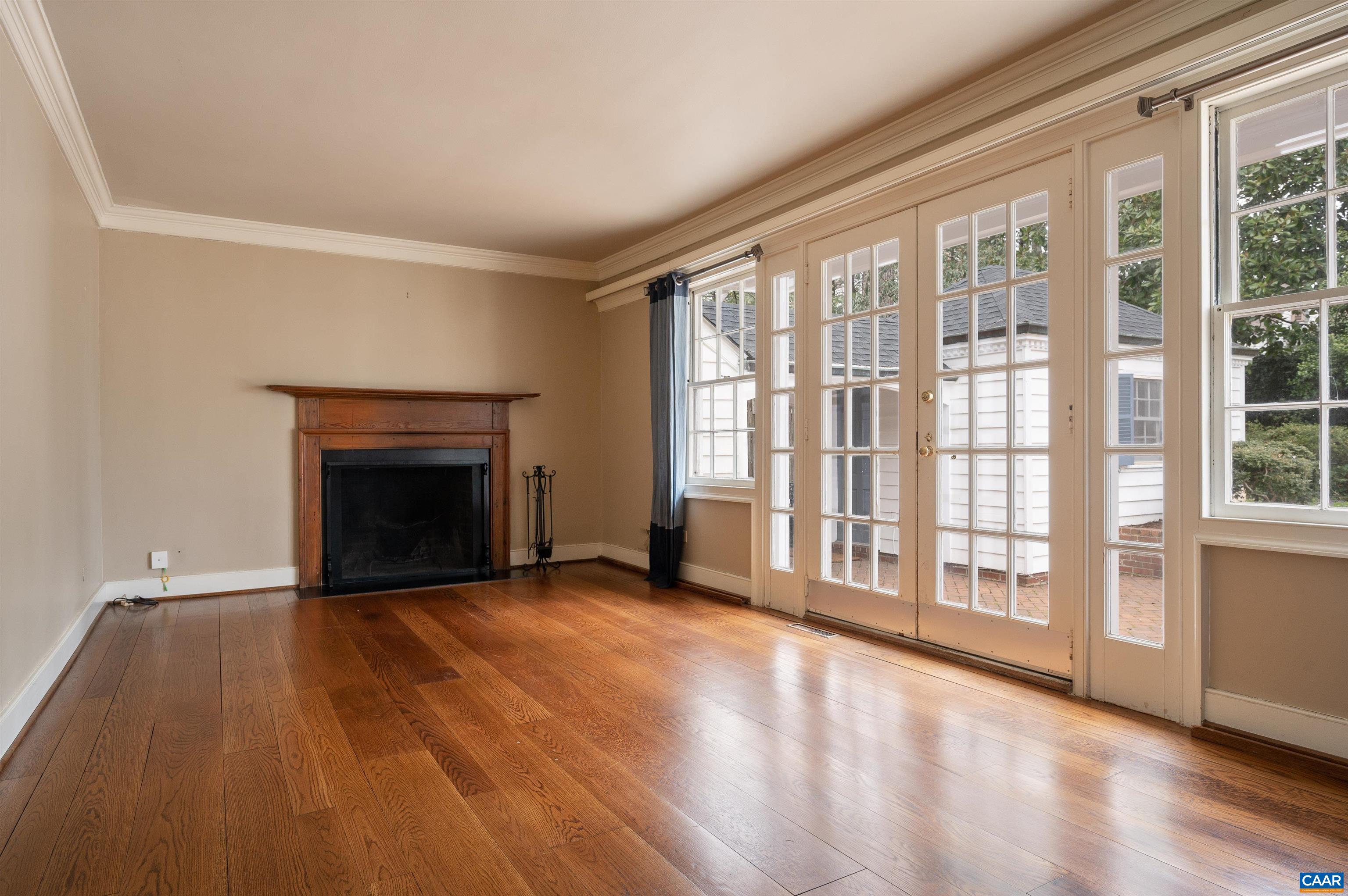 1608 Greenleaf Lane Charlottesville, VA 22903 - Photo 4 of 19 Gallery Image 4