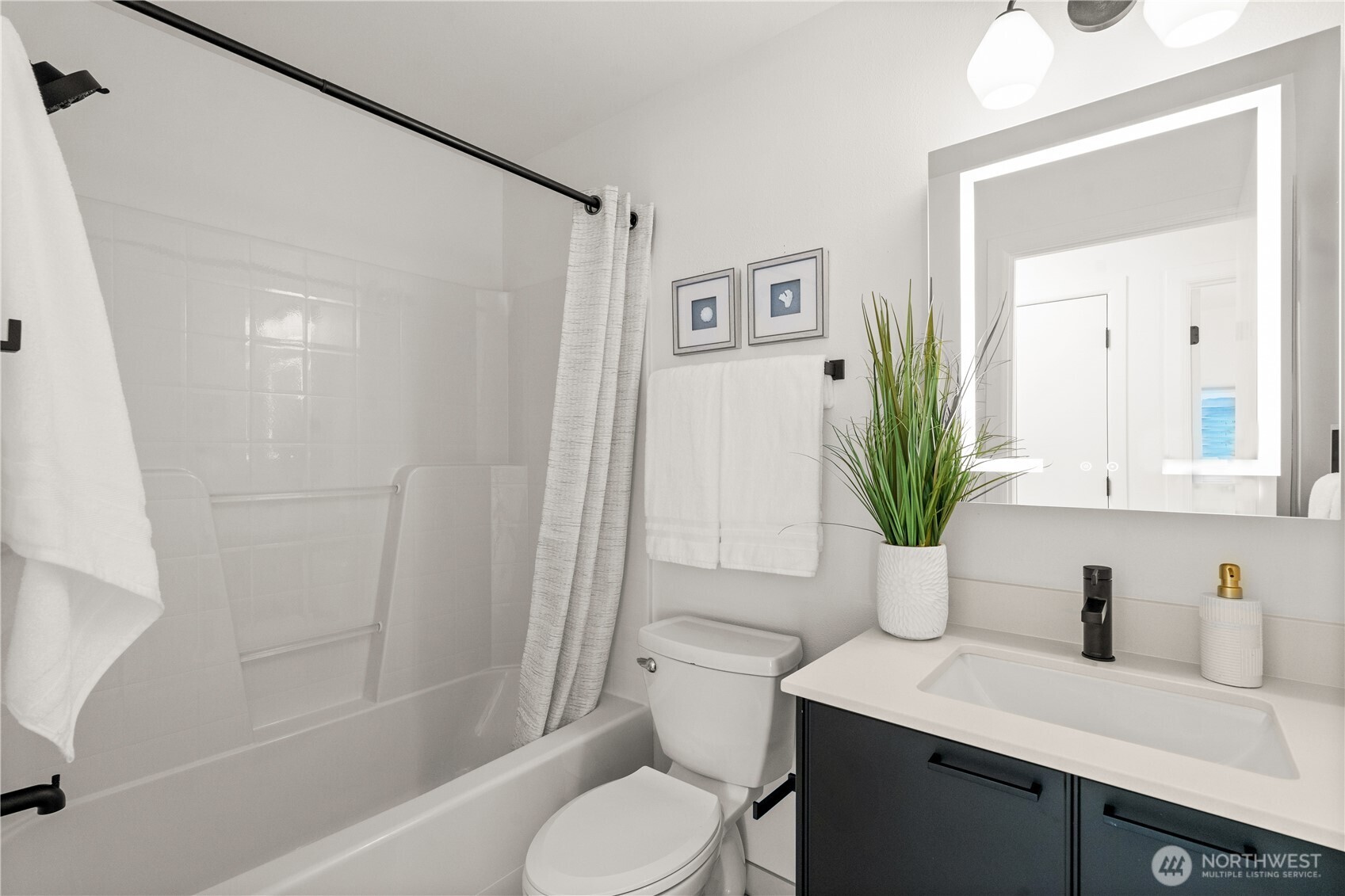 23214 27th Avenue Southeast, Unit 2 Bothell, WA 98021 - Photo 15 of 23