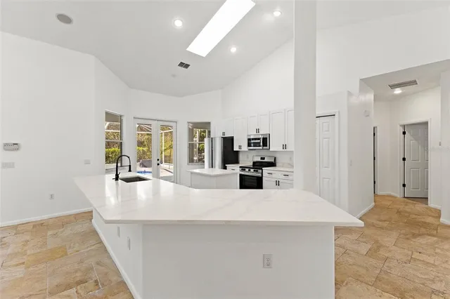 $460,000 | 4130 North Indianhead Road, Hernando, FL 34442