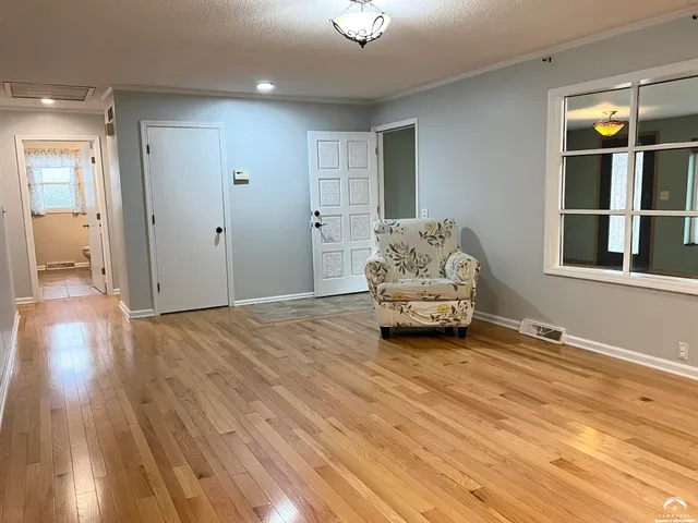 $219,900 | 413 Kansa Drive, Ozawkie, KS 66070