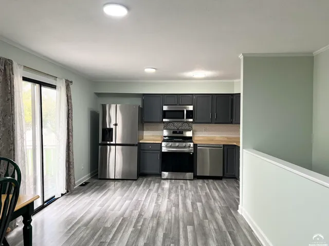 $219,900 | 413 Kansa Drive, Ozawkie, KS 66070