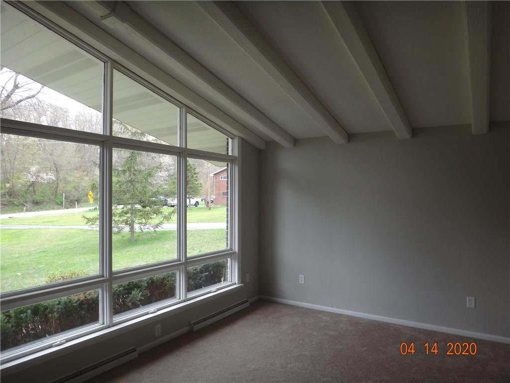 385 Wendel Road Irwin, PA 15642 - Photo 3 of 21