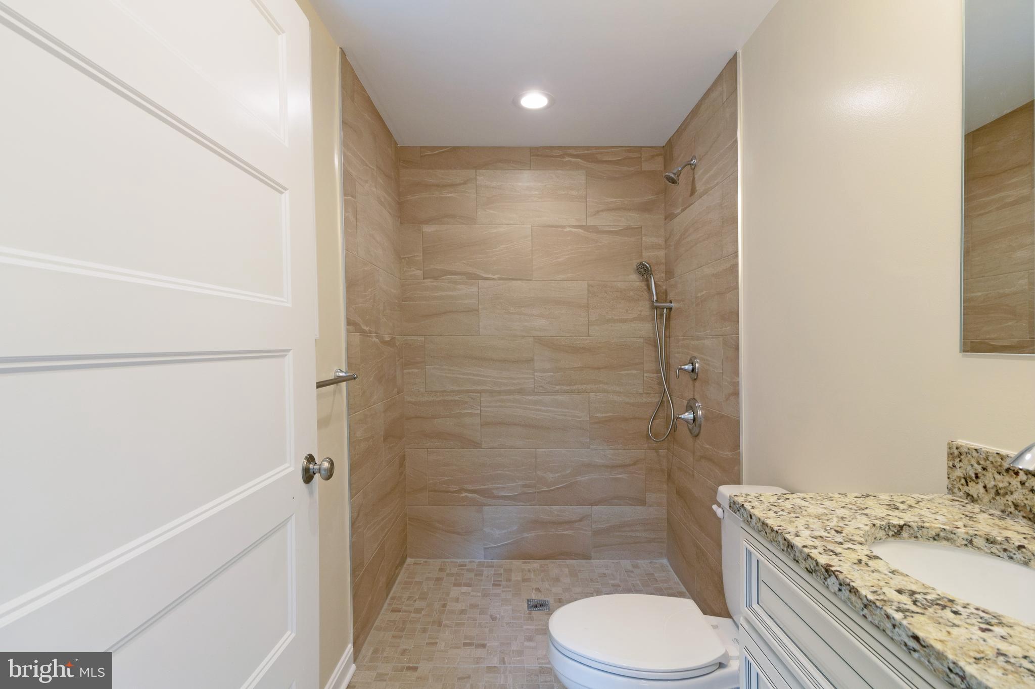 2910 Tucker Road Fort Washington, MD 20744 - Photo 8 of 42