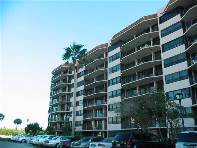 899 Jeffery Street, Unit 610 Boca Raton, FL 33487 - Photo 1 of 16 Primary Photo