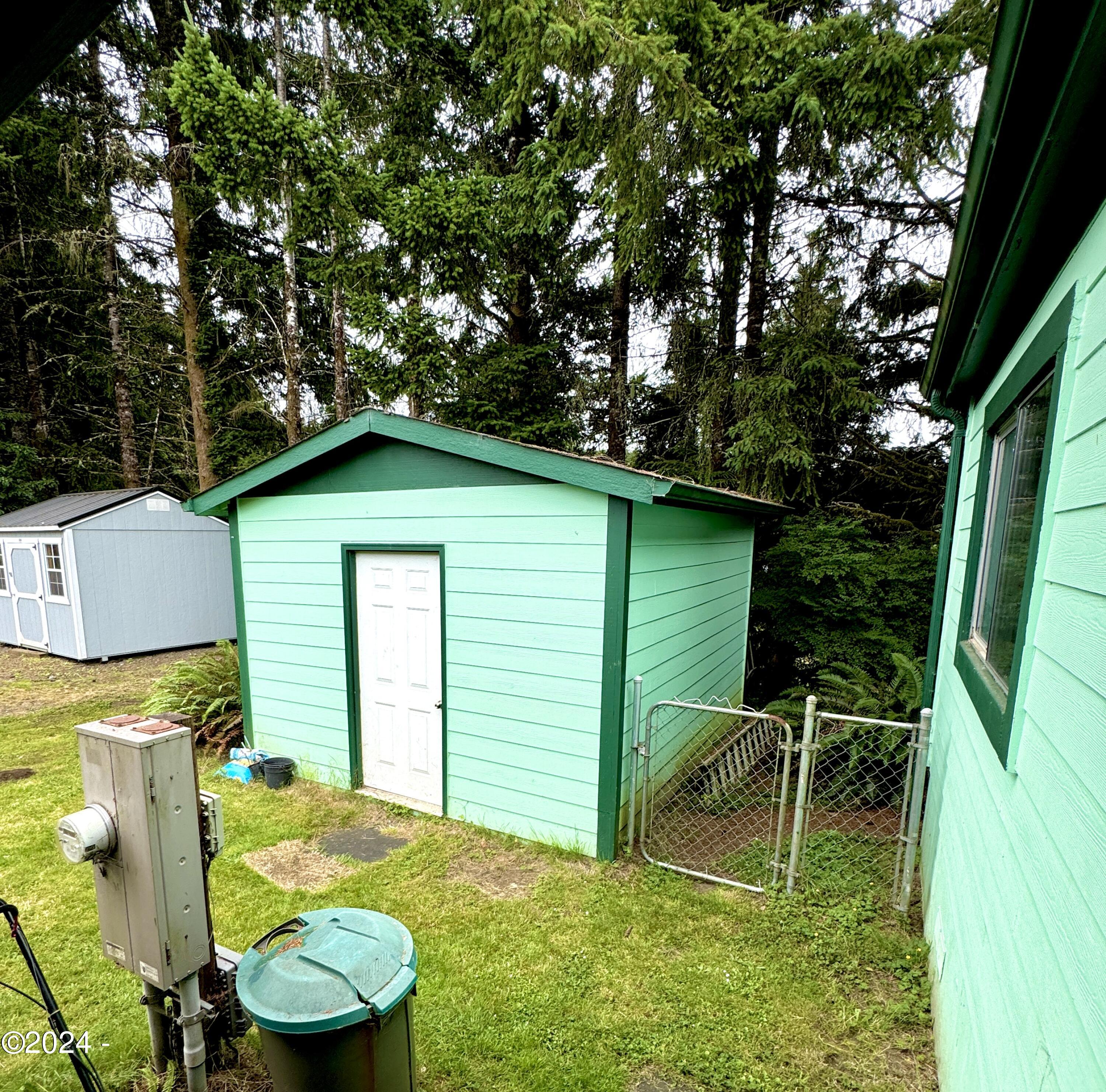 724 Southwest Ferry Avenue, Unit 73 Siletz, OR 97380 - Photo 22 of 24 Shed