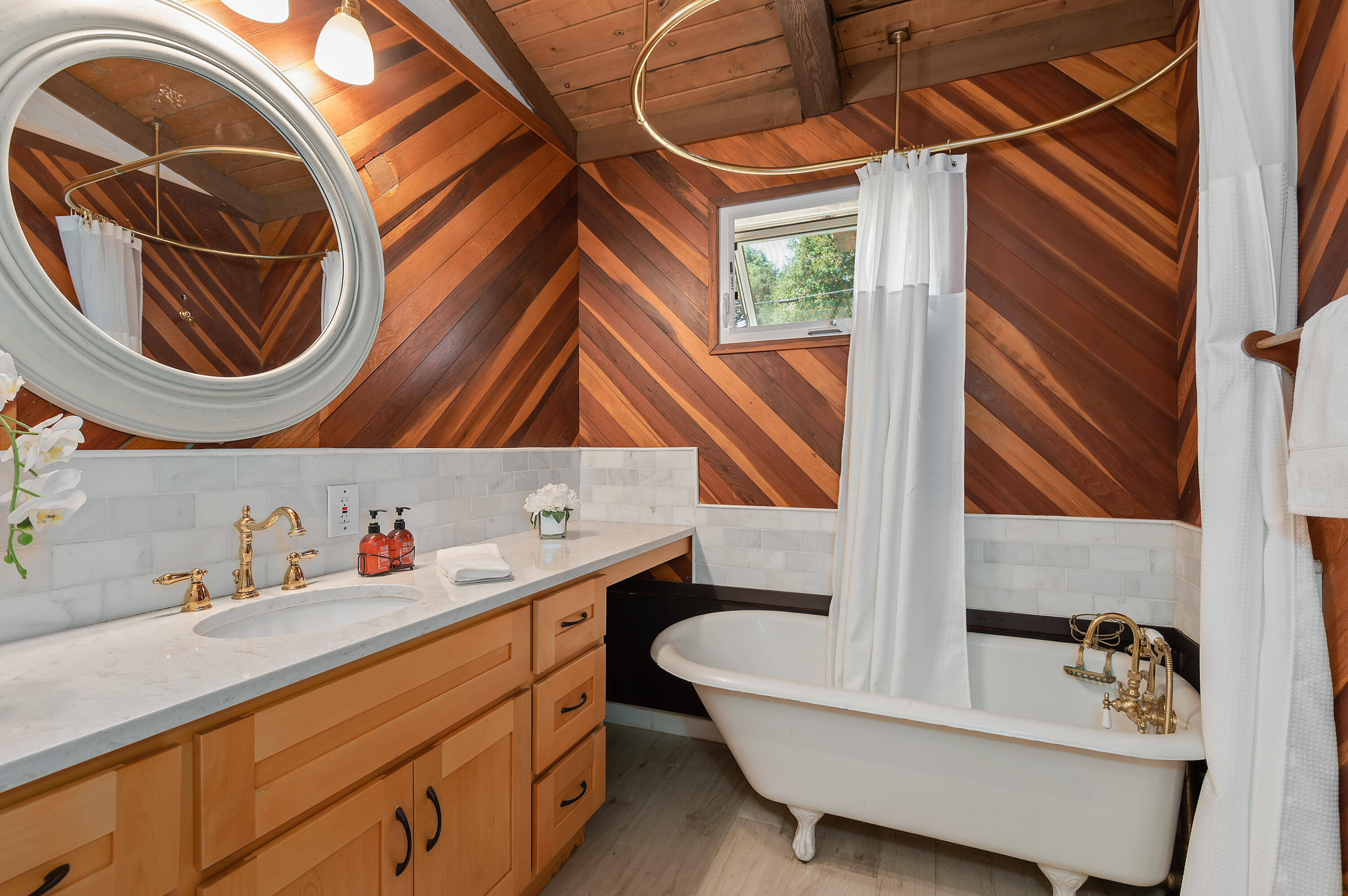 4827 Ogram Road Santa Barbara, CA 93105 - Photo 32 of 37 23 - Bathroom 2