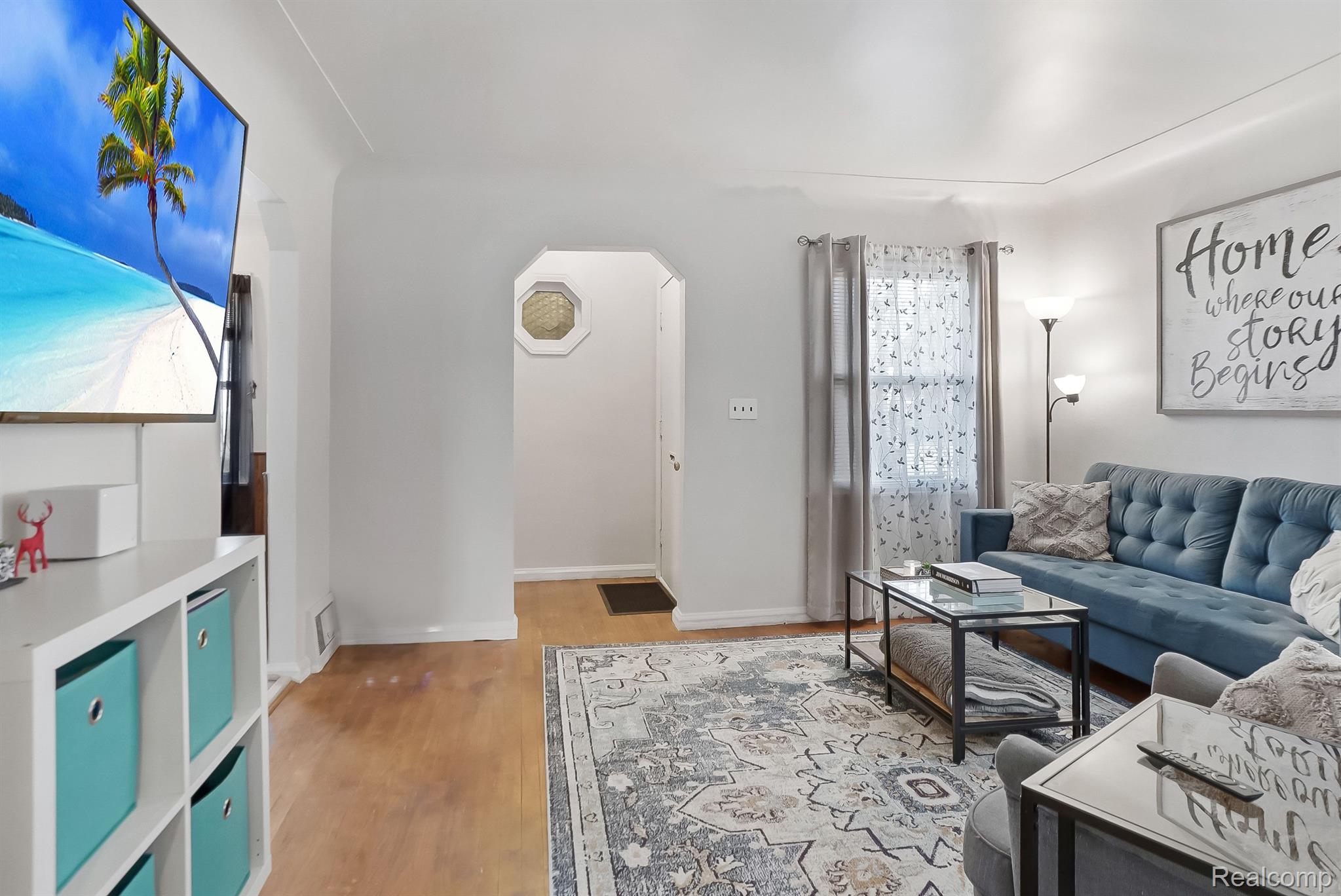 2171 East Eight Mile Road Grosse Pointe, MI 48236 - Photo 6 of 26 Gallery Image 6