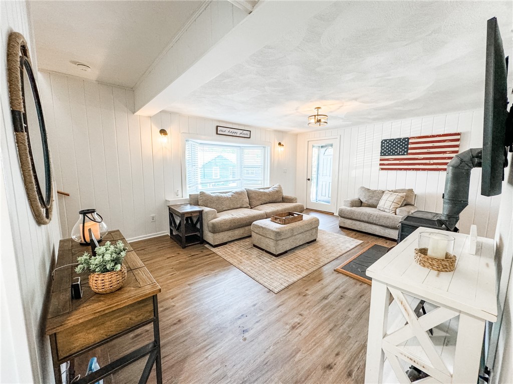 9 Birch Street Tiverton, RI 02878 - Photo 6 of 29