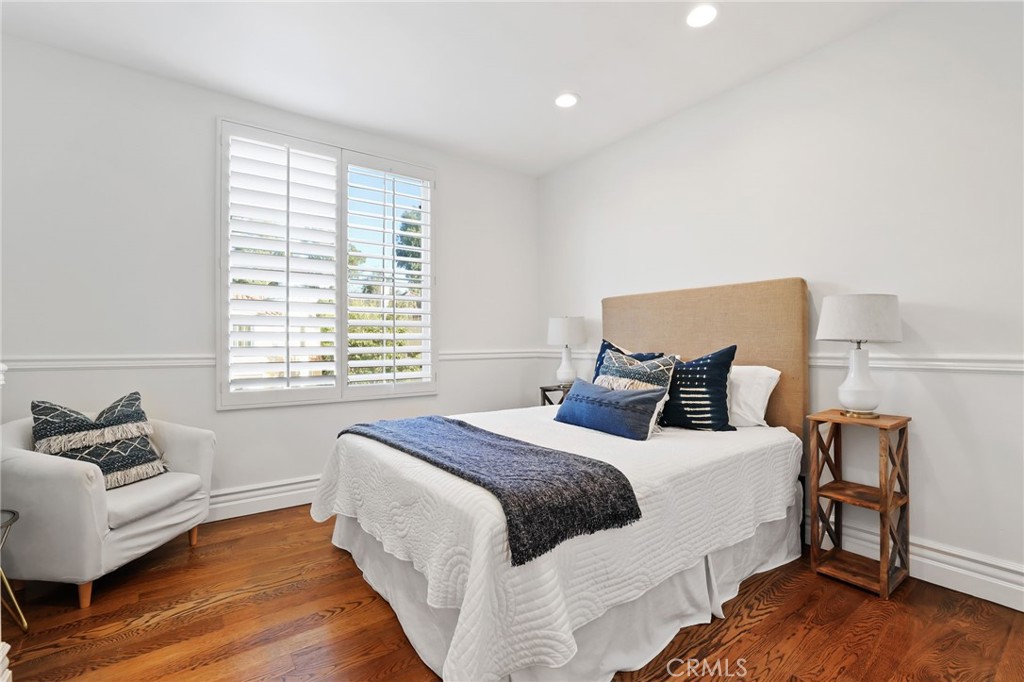 18 Lyon Newport Coast, CA 92657 - Photo 36 of 55 a bedroom with bed and a window