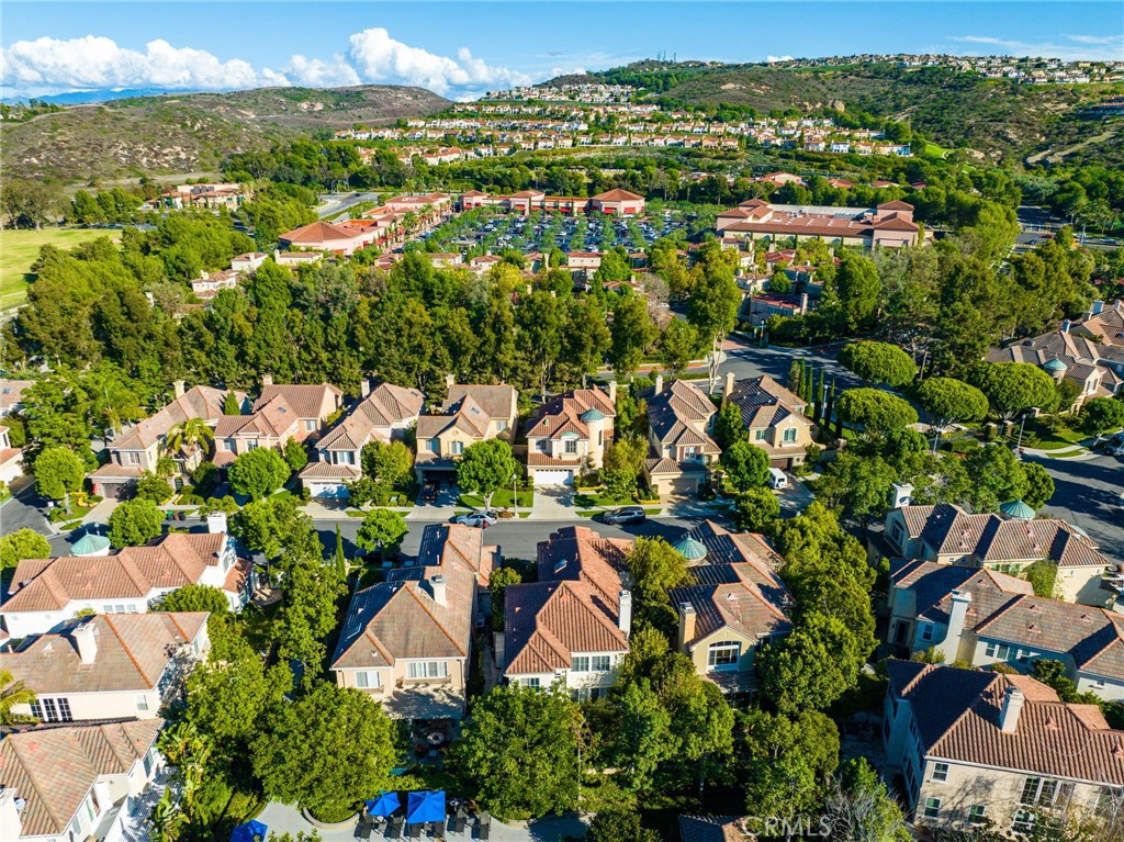 18 Lyon Newport Coast, CA 92657 - Photo 47 of 55 an aerial view of residential houses with outdoor space and trees