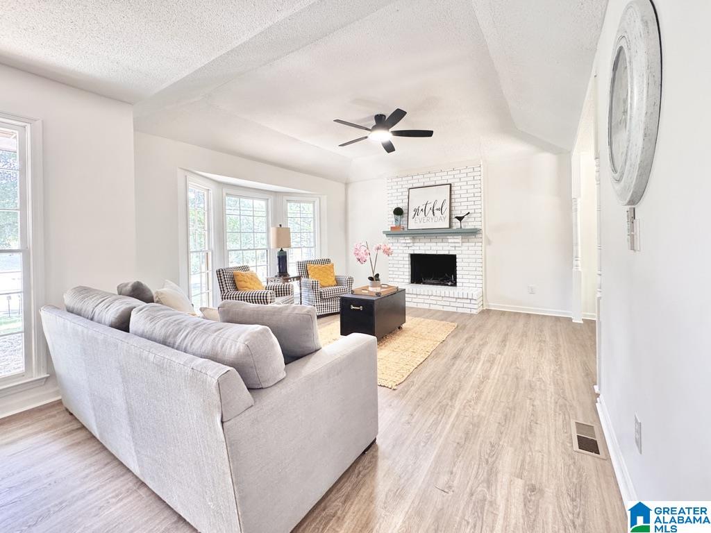 6043 Red Hollow Road Birmingham, AL 35215 - Photo 4 of 58