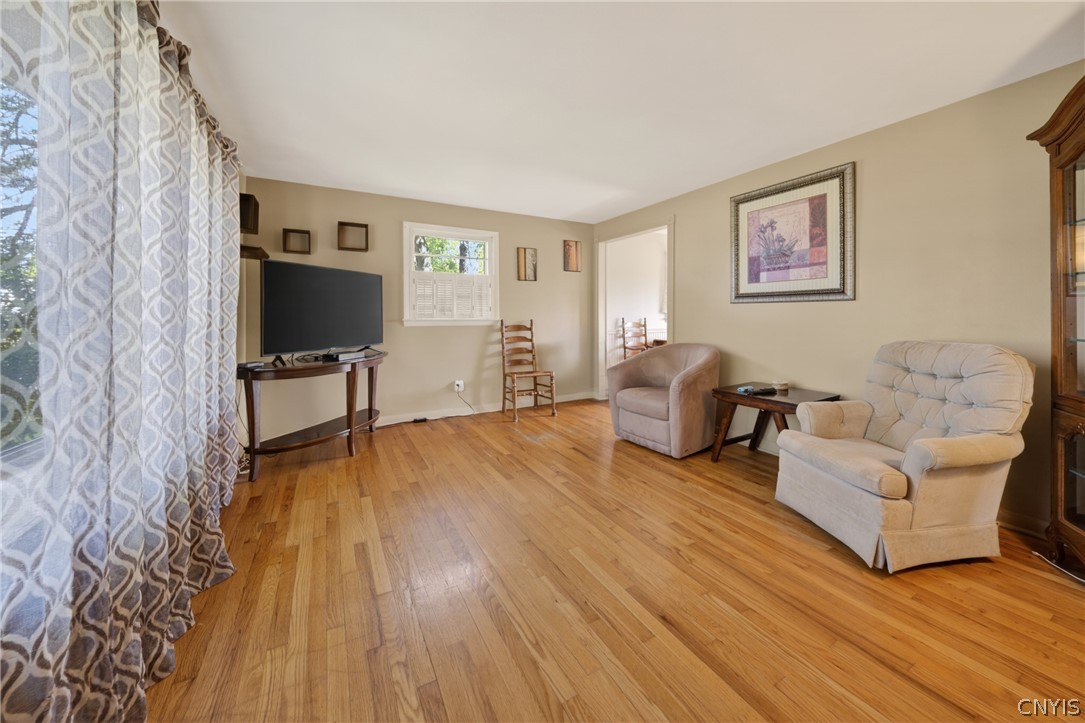 108 Richards Road Camillus, NY 13031 - Photo 15 of 37