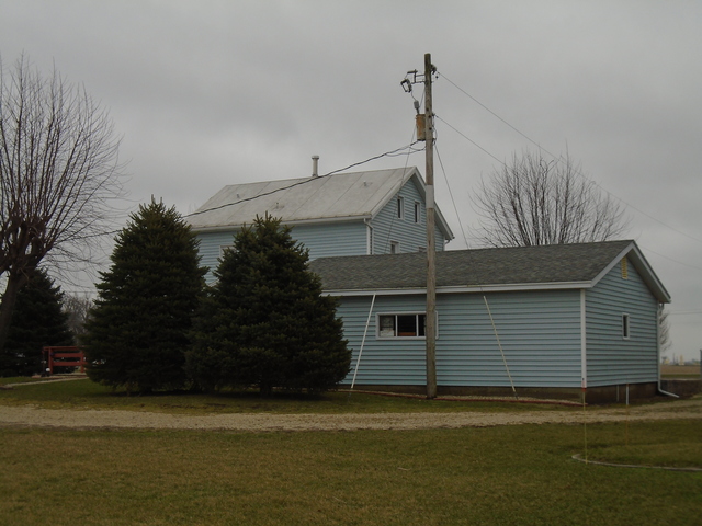 155 North 38th Road Mendota, IL 61342 - Photo 7 of 24