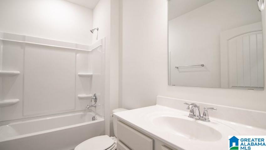 5163 Meadow Ridge Trail Bessemer, AL 35022 - Photo 6 of 31