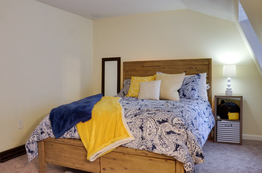 106 Cannongate III Road Nashua, NH 03063 - Photo 14 of 21 Gallery Image 14