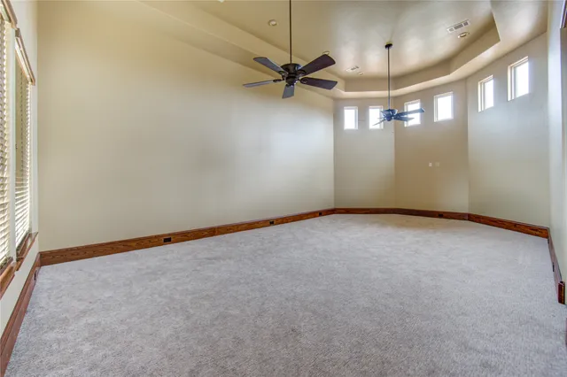 $950,000 | 903 North Chenango Street, Angleton, TX 77515