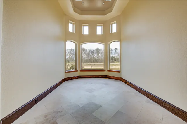 $950,000 | 903 North Chenango Street, Angleton, TX 77515