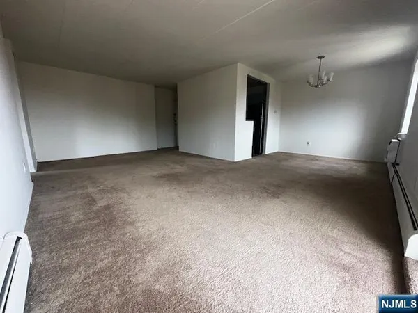 $2,550 | 77 Prospect Avenue, Unit 6C, Hackensack, NJ 07601